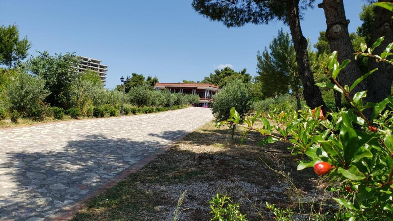 Hotel Brifs Shëngjin Eksteriør bilde